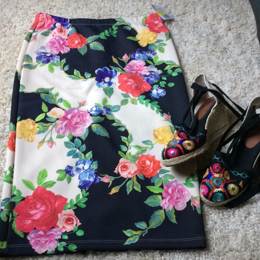 🌺HP🌺Body Con Scuba Pencil Skirt